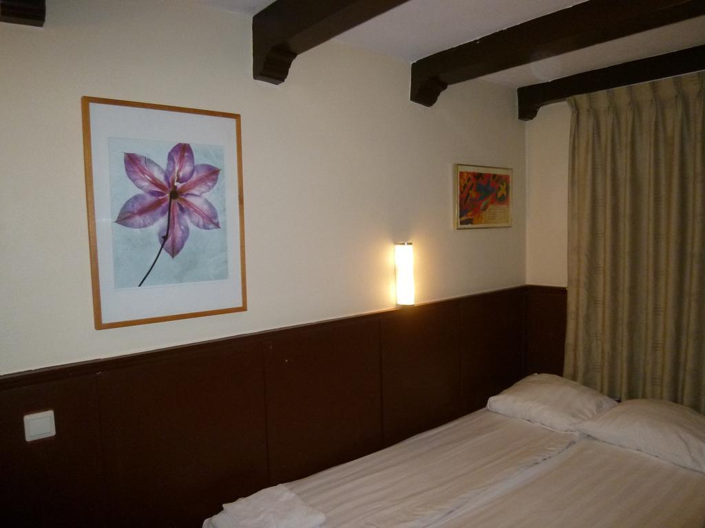 Hotel Calisto Amesterdão Quarto foto